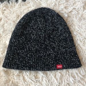 Vanz Beenie